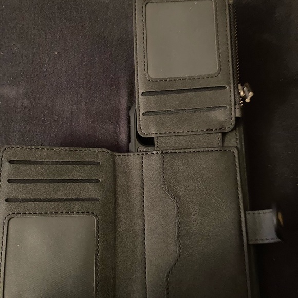 IPhone SE (2020), iPhone 7 & 8 Black Wallet Case - Picture 2 of 2